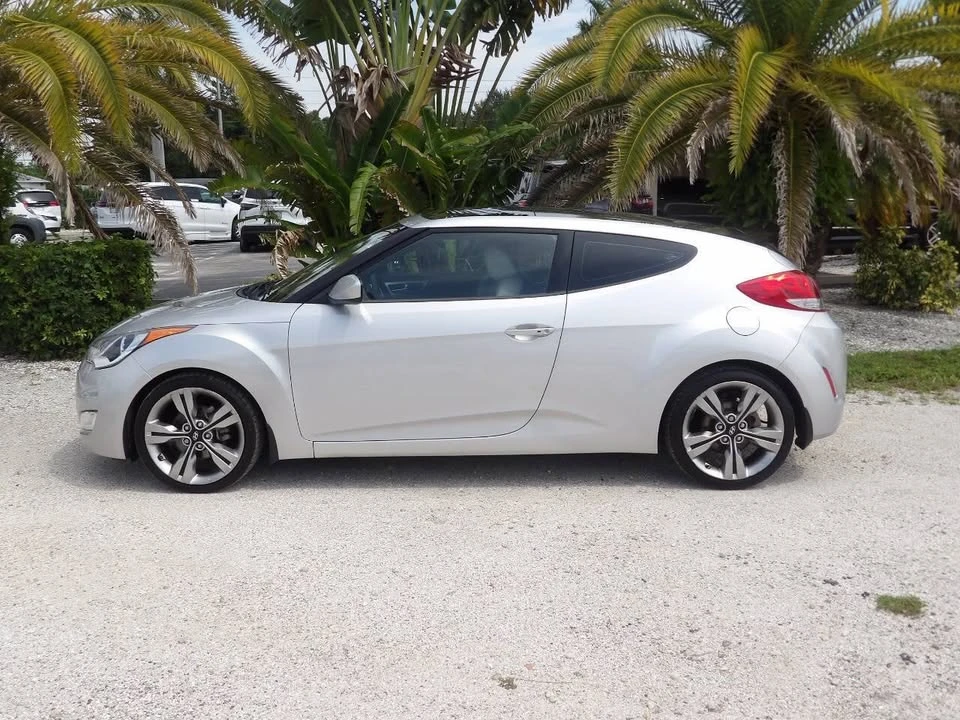 2012 Hyundai Veloster - Image 3 of 20