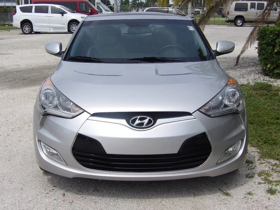 2012 Hyundai Veloster - Image 12 of 20