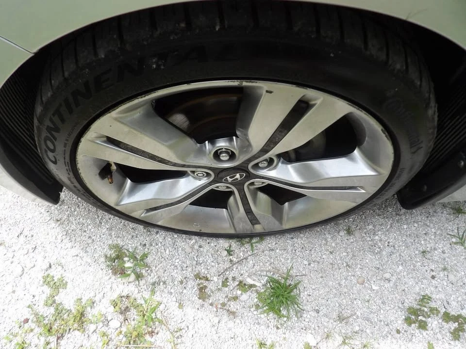 2012 Hyundai Veloster - Image 16 of 20