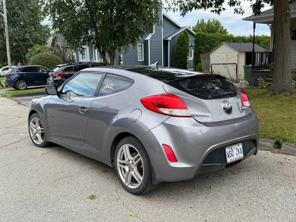 2012 Hyundai Veloster - Image 3 of 5