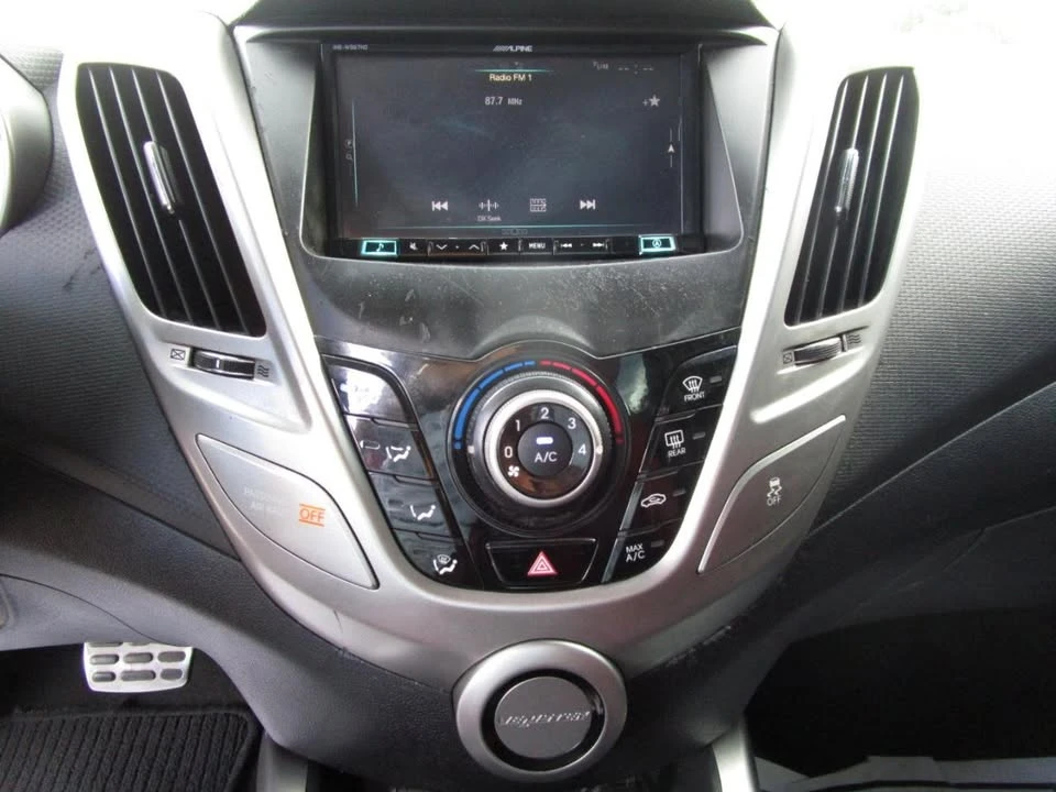 2012 Hyundai Veloster - Image 5 of 20