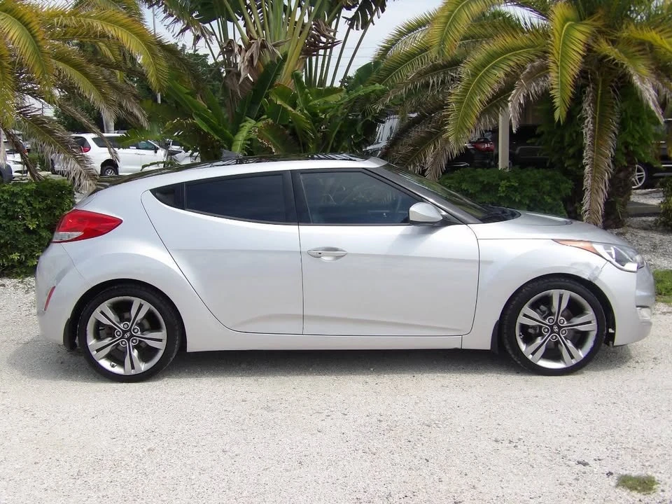 2012 Hyundai Veloster - Image 9 of 20
