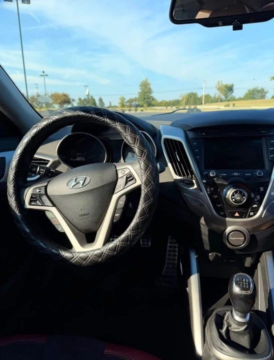 2012 Hyundai Veloster - Image 9 of 15