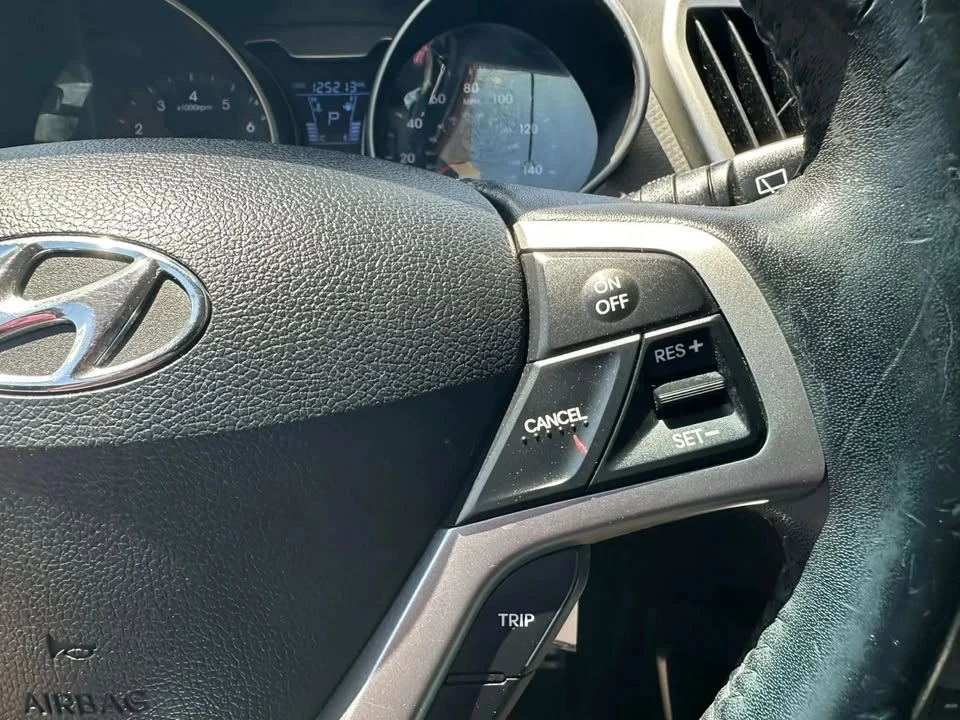 2012 Hyundai Veloster - Image 16 of 20