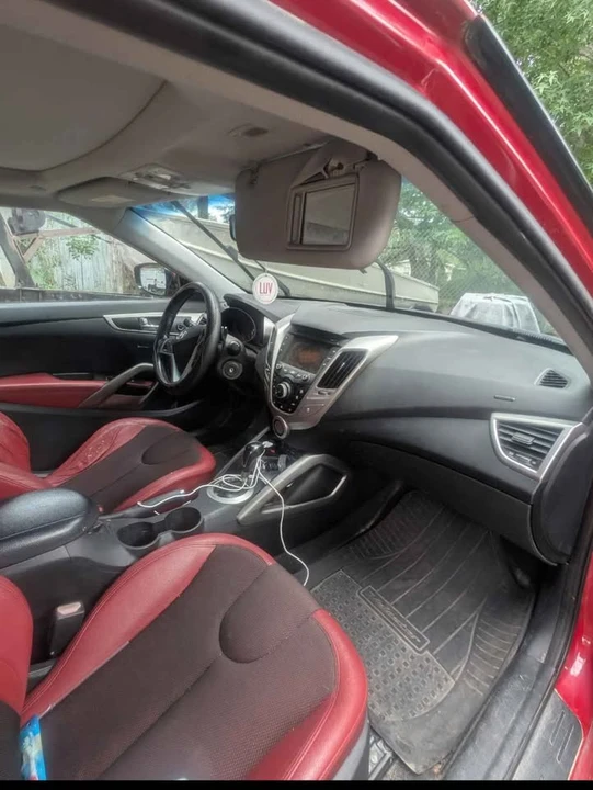 2012 Hyundai Veloster - Image 9 of 9