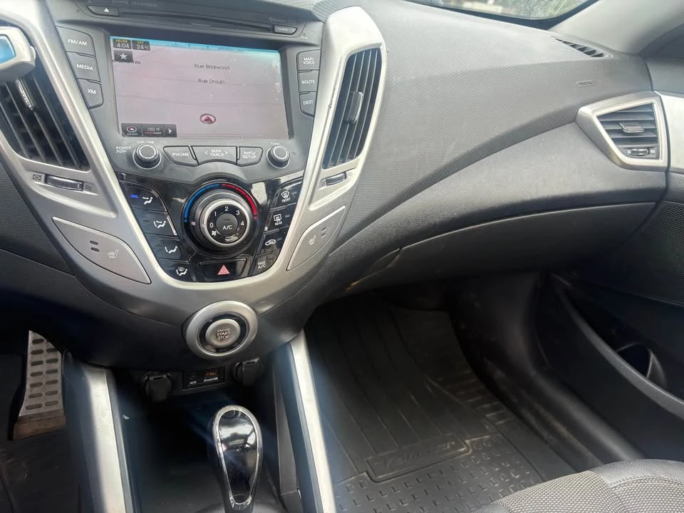 2012 Hyundai Veloster - Image 7 of 12