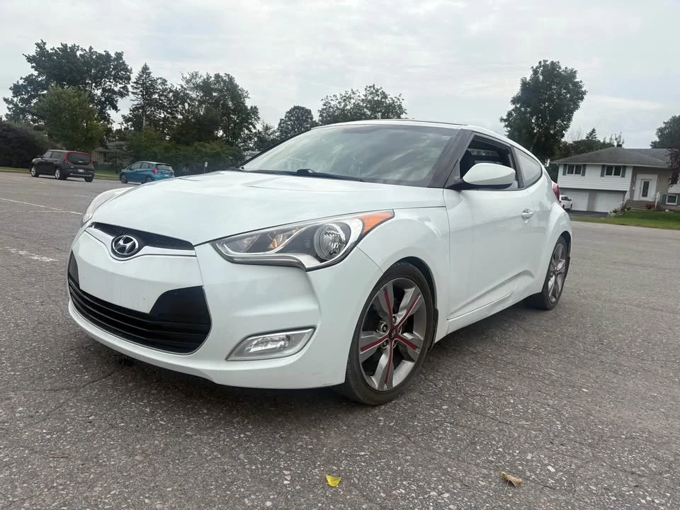 2012 Hyundai Veloster - Image 2 of 13