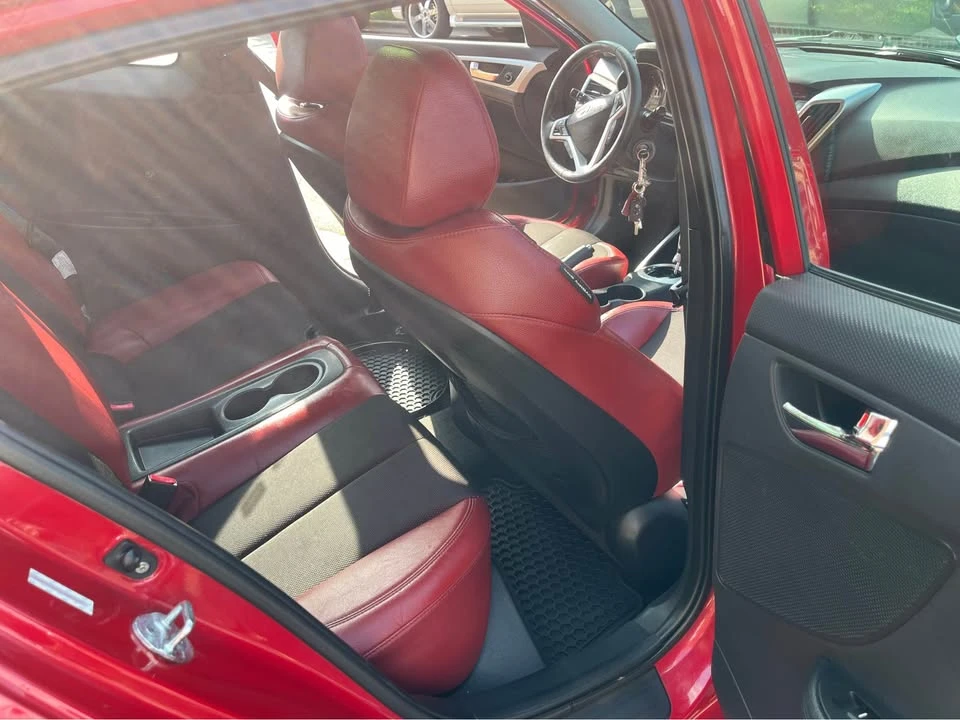 2012 Hyundai Veloster - Image 5 of 13