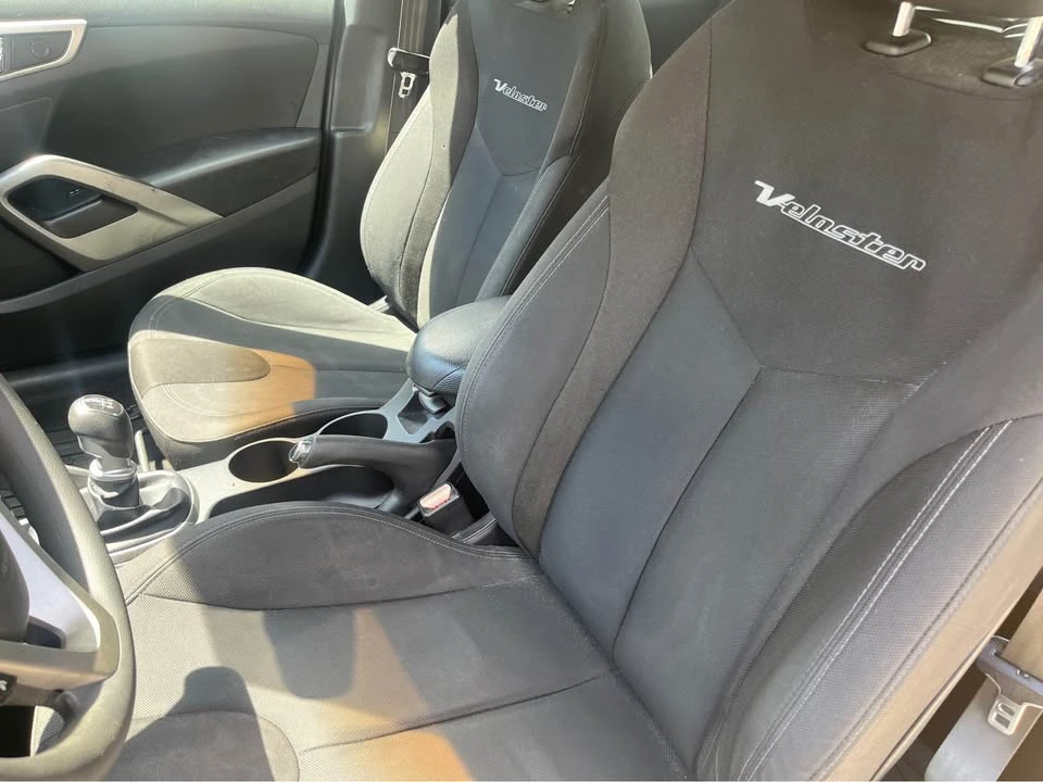 2012 Hyundai Veloster - Image 4 of 6