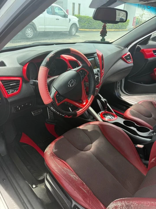2012 Hyundai Veloster - Image 4 of 6