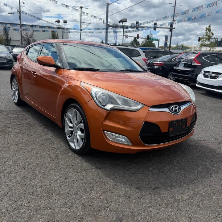 2012 Hyundai Veloster - Image 3 of 8