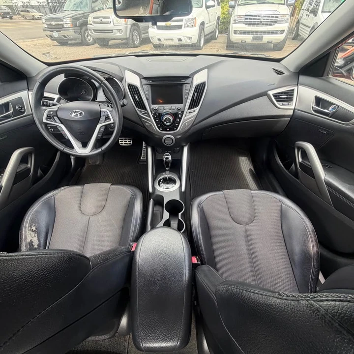 2012 Hyundai Veloster - Image 8 of 8