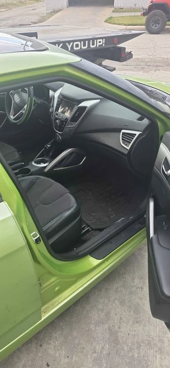2012 Hyundai Veloster - Image 4 of 5