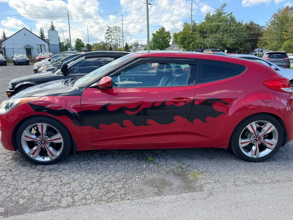 2012 Hyundai Veloster - Image 2 of 12