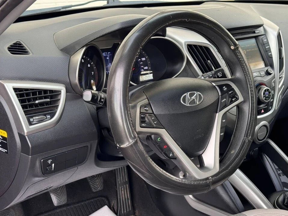 2012 Hyundai Veloster - Image 10 of 18