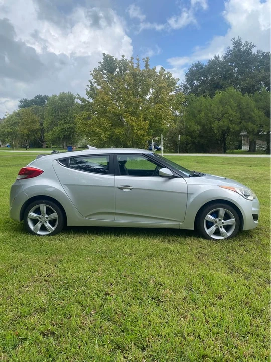 2012 Hyundai Veloster - Image 3 of 8