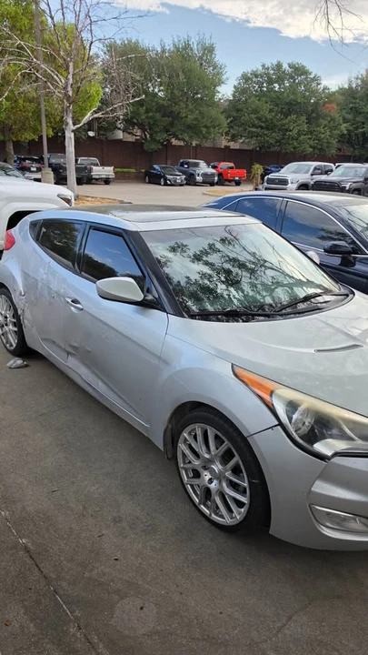 2012 Hyundai Veloster - Image 4 of 7