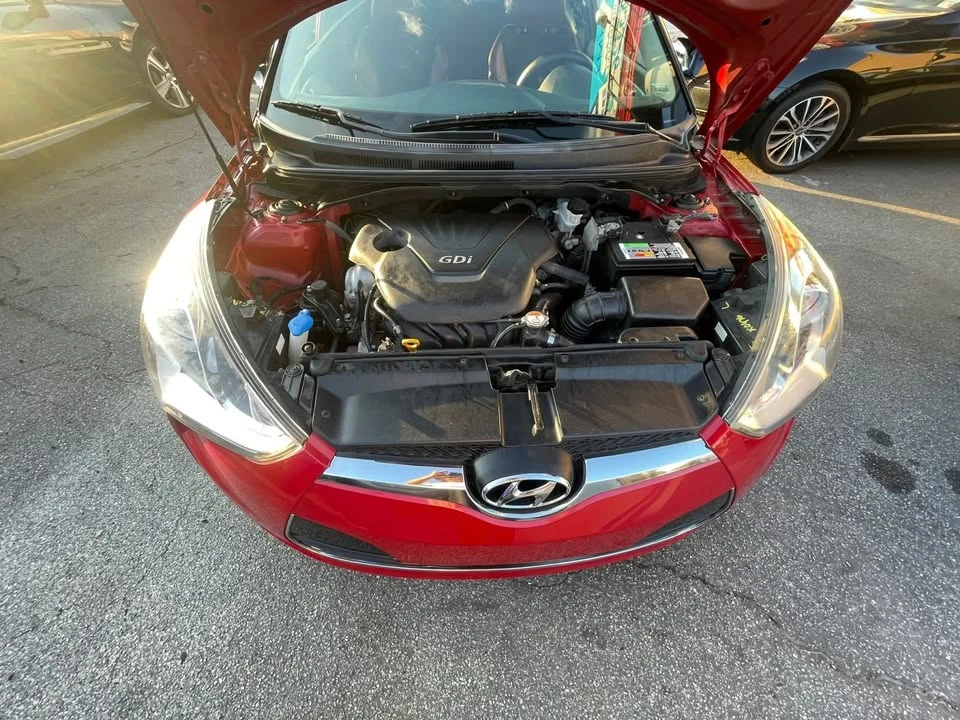 2012 Hyundai Veloster - Image 17 of 20