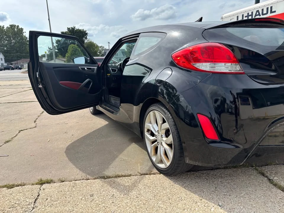 2012 Hyundai Veloster - Image 7 of 20
