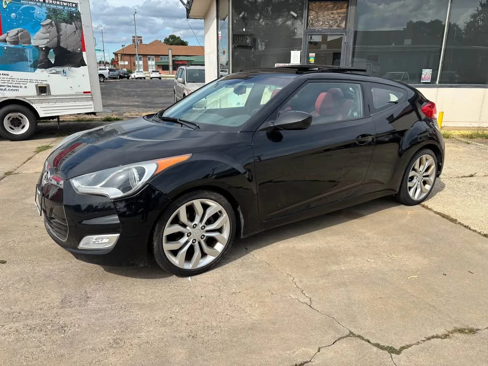 2012 Hyundai Veloster - Image 8 of 20