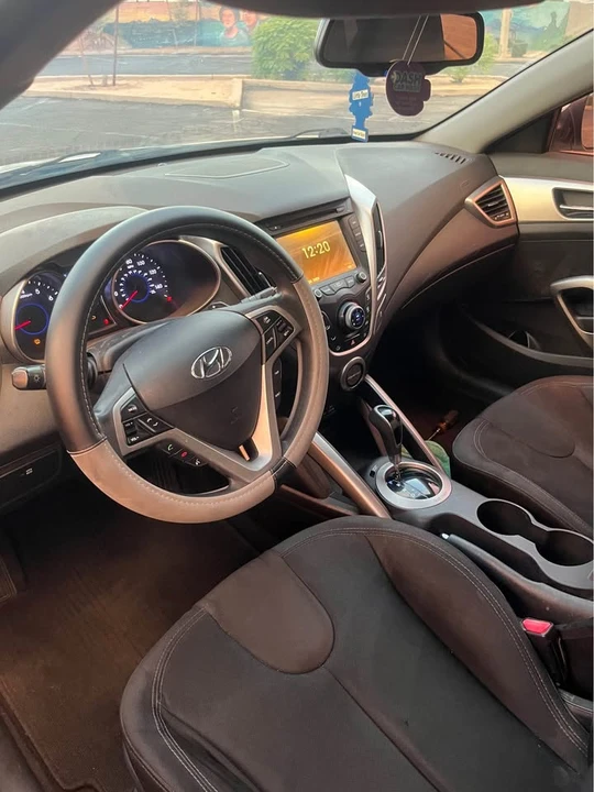 2012 Hyundai Veloster - Image 5 of 7