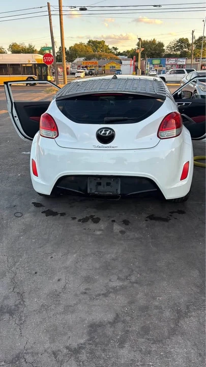 2012 Hyundai Veloster - Image 3 of 5