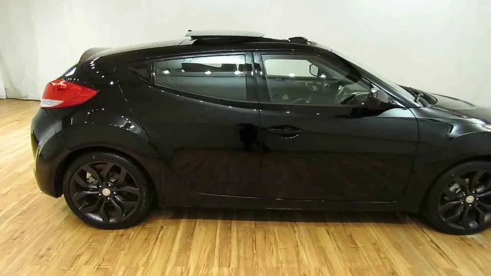 2012 Hyundai Veloster - Image 2 of 2