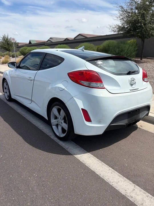 2012 Hyundai Veloster - Image 4 of 6