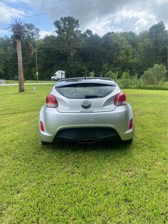 2012 Hyundai Veloster - Image 5 of 8