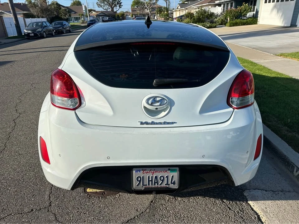 2012 Hyundai Veloster - Image 6 of 19