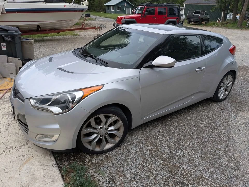 2012 Hyundai Veloster - Image 3 of 13