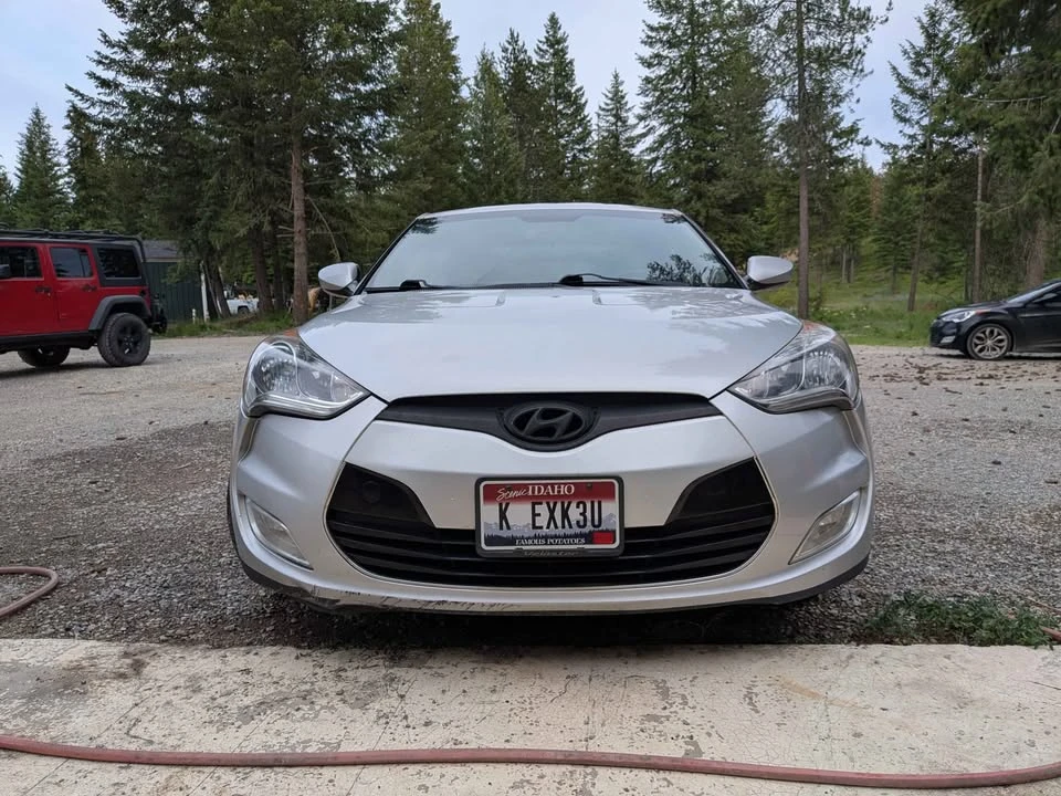 2012 Hyundai Veloster - Image 2 of 13