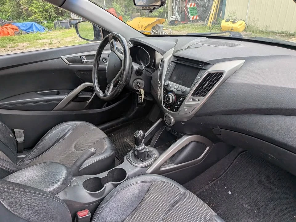 2012 Hyundai Veloster - Image 9 of 13