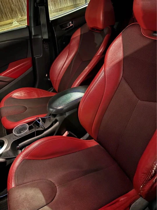 2012 Hyundai Veloster - Image 8 of 10