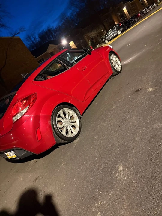 2012 Hyundai Veloster - Image 4 of 10