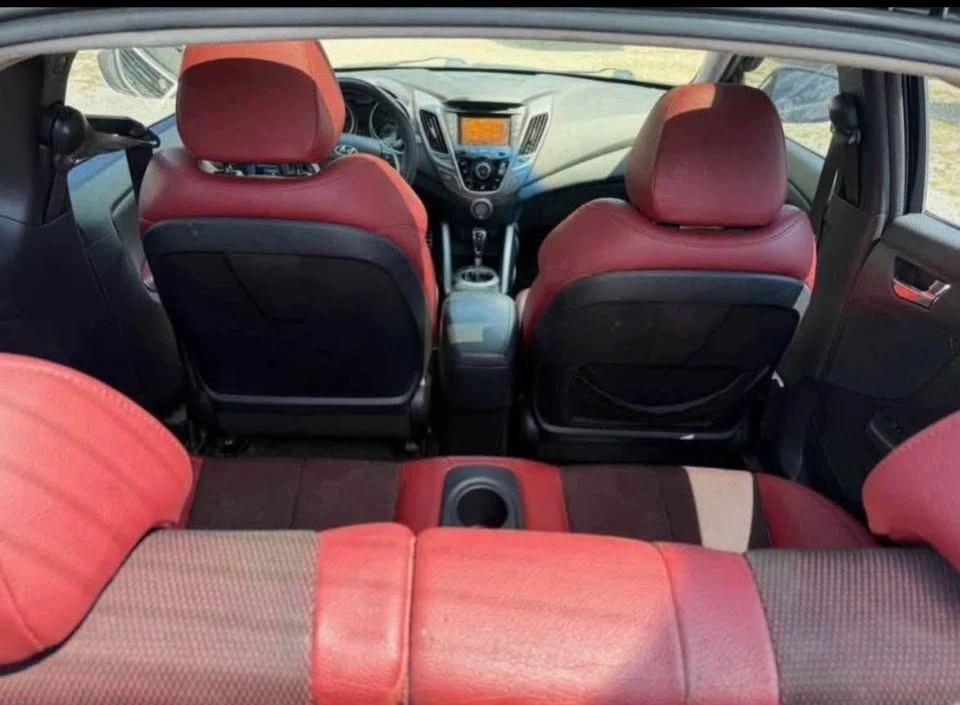 2012 Hyundai Veloster - Image 3 of 5