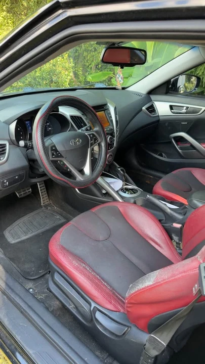 2012 Hyundai Veloster - Image 5 of 5