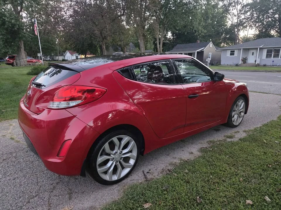 2012 Hyundai Veloster - Image 3 of 8
