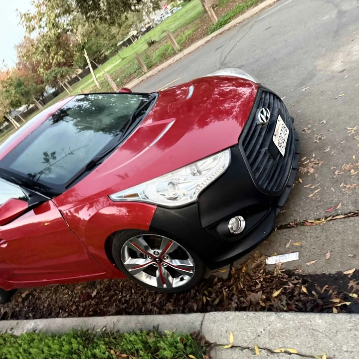 2012 Hyundai Veloster - Image 2 of 4