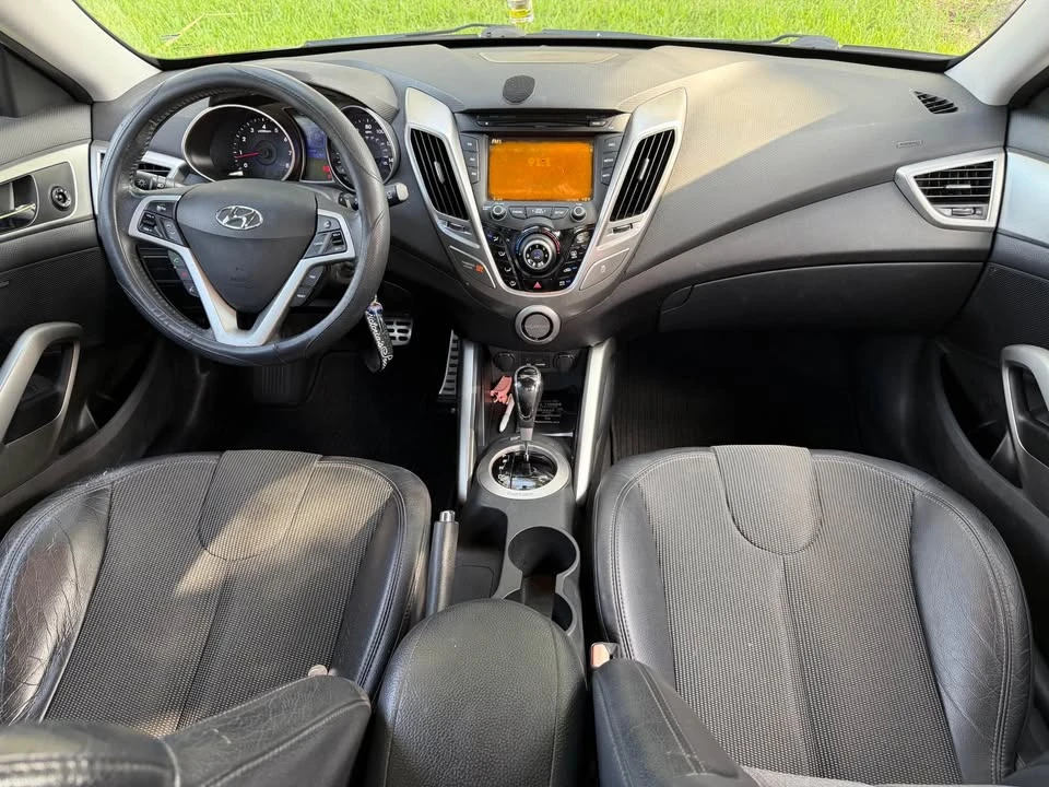 2012 Hyundai Veloster - Image 5 of 13