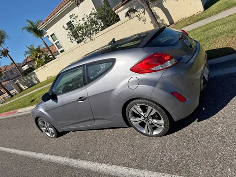 2012 Hyundai Veloster S