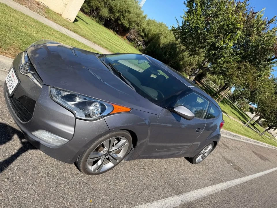 2012 Hyundai Veloster - Image 4 of 7