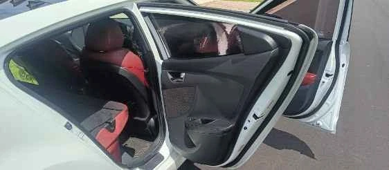 2012 Hyundai Veloster - Image 9 of 13