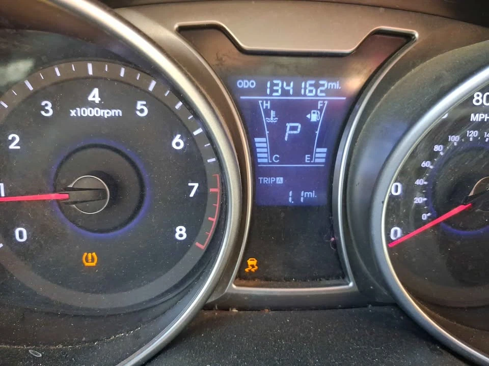 2012 Hyundai Veloster - Image 2 of 2