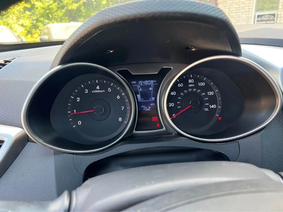 2012 Hyundai Veloster - Image 9 of 10