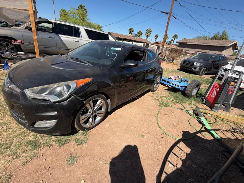 2012 Hyundai Veloster - Image 2 of 4
