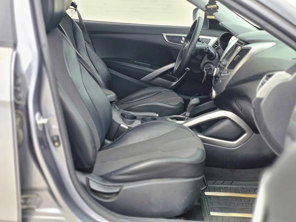 2012 Hyundai Veloster - Image 13 of 18
