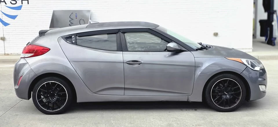 2012 Hyundai Veloster - Image 7 of 18