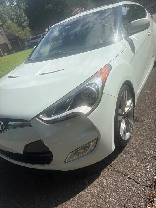 2012 Hyundai Veloster - Image 5 of 16
