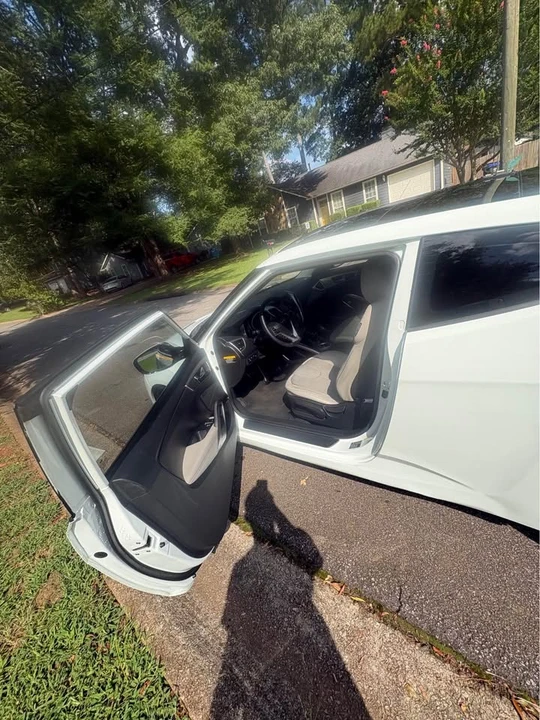 2012 Hyundai Veloster - Image 15 of 16